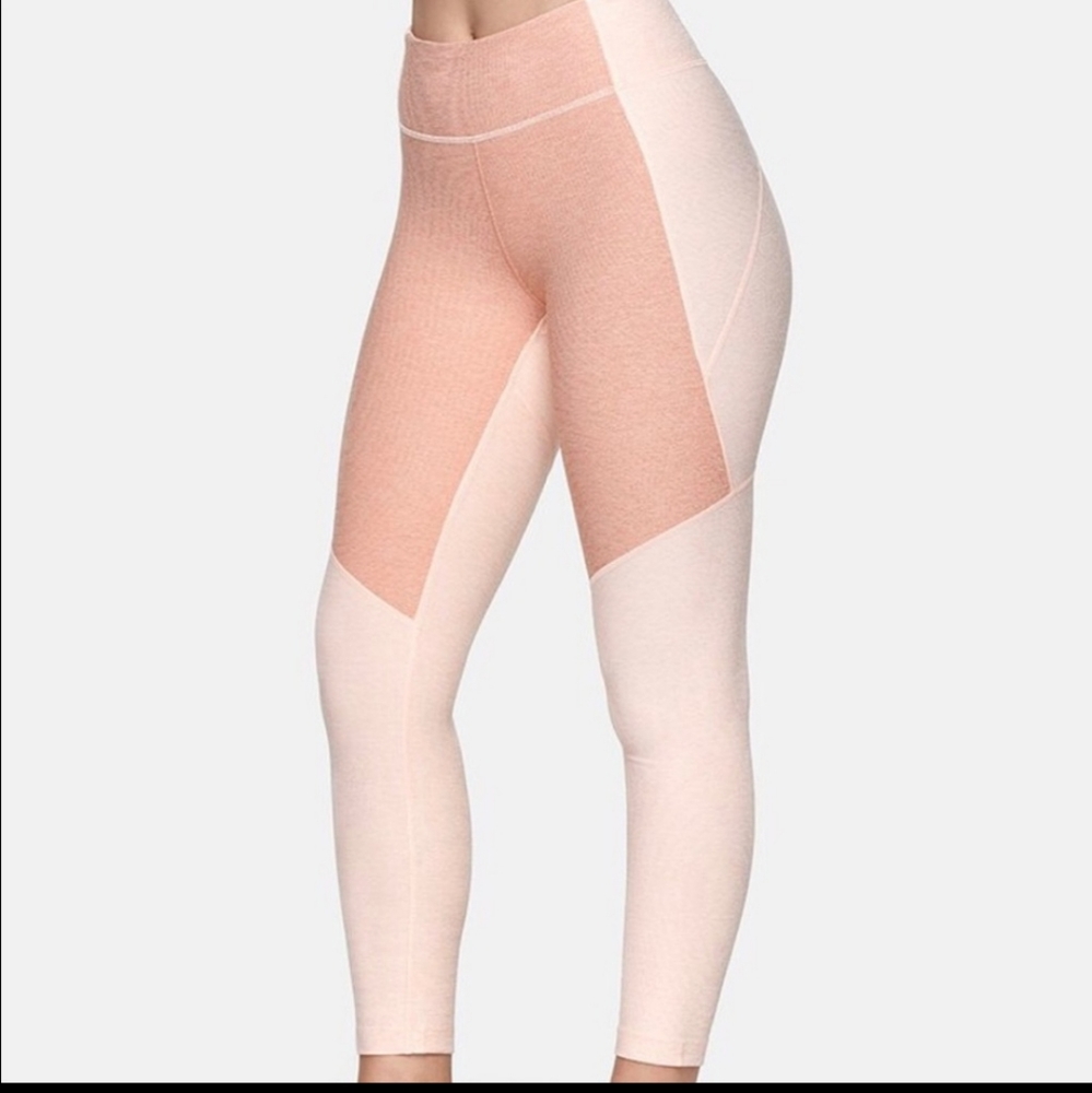 ☆☆ Outdoor Voices Pink Two Toned Colorblock Leggings Size Medium